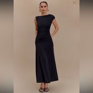 Meshki Black hourglass midi Dress